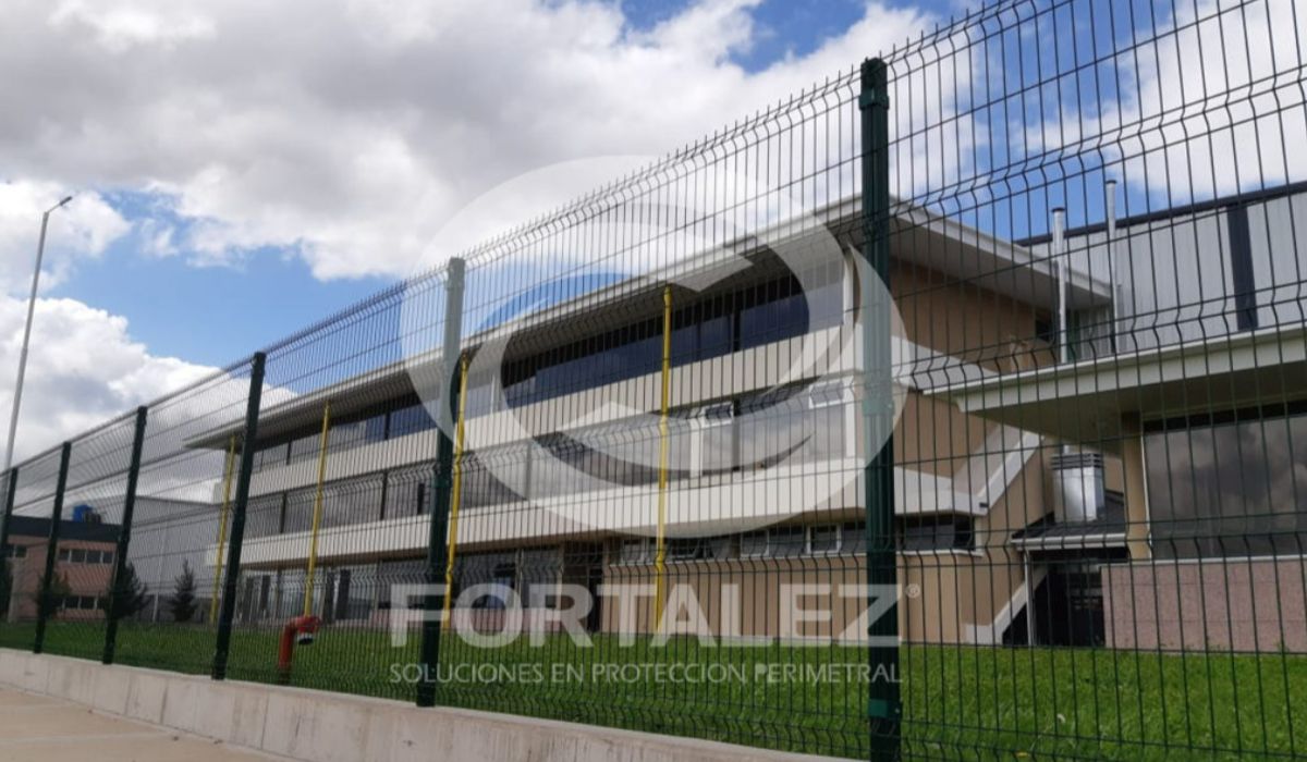 Cerco perimetral para depósitos